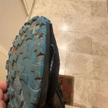 Camper Ayakkabım Kısa Sürede Yırtıldı, Mağaza Çözüm Sunmadı