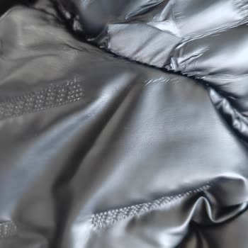 Kısa Sürede Kumaşı Dökülen Mont İçin Ücret İadesi Talebi