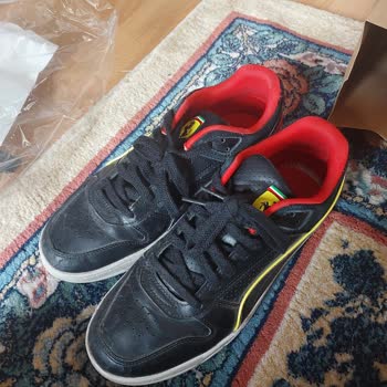 28 Günde Kullanılamaz Hale Gelen Ayakkabıya Ret Ve Çözüm Sunulmaması