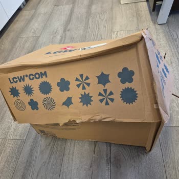 Dağınık Ve Güvenliksiz Kargo Teslimatı Nedeniyle Mağduriyet