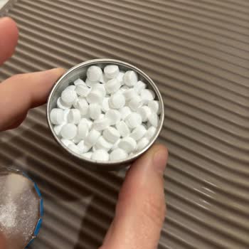 Areka Mint Şekerlerinde Tüylenme Ve Güven Kaybı Yaşadım