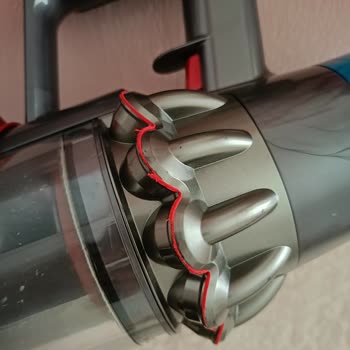 Dyson V15 Detect Süpürgemde Erken Arıza Ve Yetersiz Müşteri Hizmeti