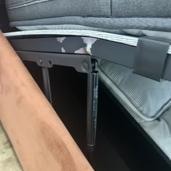 Divanev Krista Yatak Odası Takımında Mühendislik Hatası Ve Garanti Sorunu