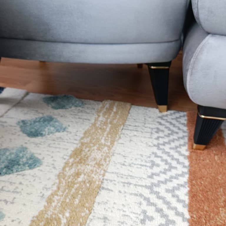 Söz Verilen Beyaz Koltuk Ayakları 5 Aydır Teslim Edilmedi, Mağduriyetimiz Giderilmiyor