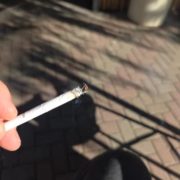 Marlboro Touch Blue Sigaralarda Sürekli Tahta Parçası Çıkması Endişe Verici