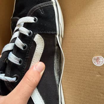 Kısa Sürede Açılan Vans Ayakkabı İçin Olumsuz İnceleme Sonucu Ve İade Talebi