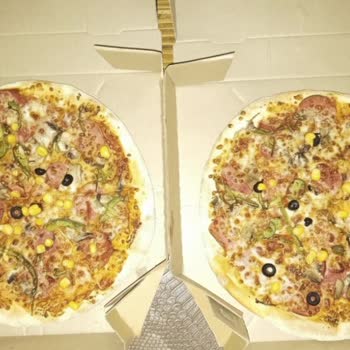 Yanlış Malzemeli Pizza Ve İade Sorunu: Müşteri Hizmetlerinden Geri Dönüş Alınamıyor