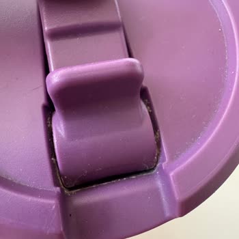 Stanley Termosun Pipet Kısmındaki Yapışkan Görüntü Sorunu Ve Çözüm Eksikliği