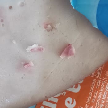 Paketli Piliç Füme Etinden Kemik Parçaları Çıktı, Güvenlik Ve Hijyen Endişesi Yaşadım