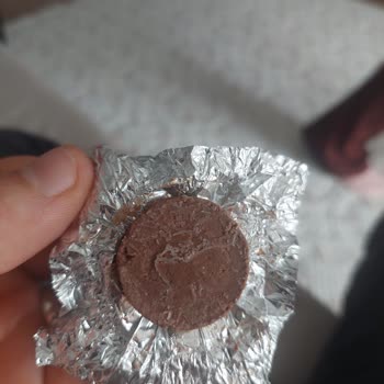 Aldığımız Çikolatada Beyazlaşma Ve Ekşi Tat Nedeniyle Sağlık Endişesi Yaşadık