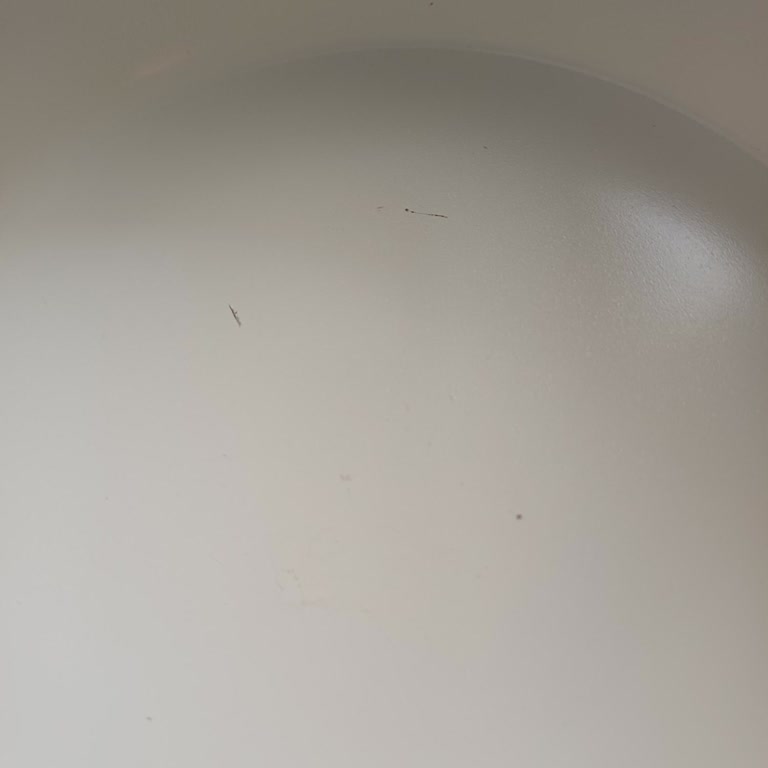 Karaca Tencerede Çizilmeler Oldu