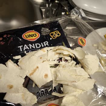 UNO Tandır Lavaş Çok Kötü