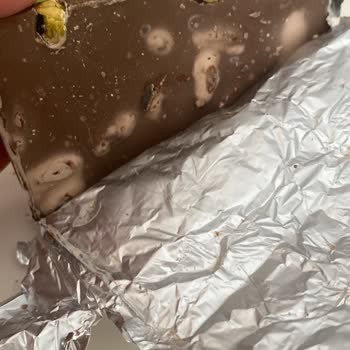 Aldığım Nestle Çikolata Bozuk Çıktı Güvenimi Kaybettim