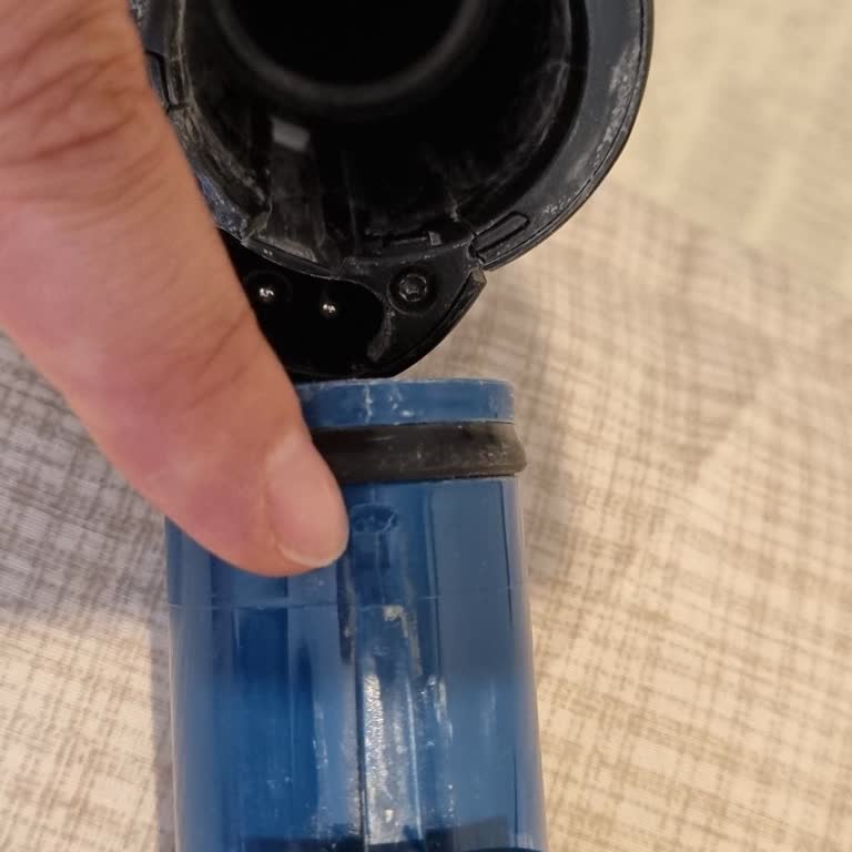 Philips Süpürge Garanti Kapsamında Kırılan Parçalar İçin Çözüm Sunulmuyor