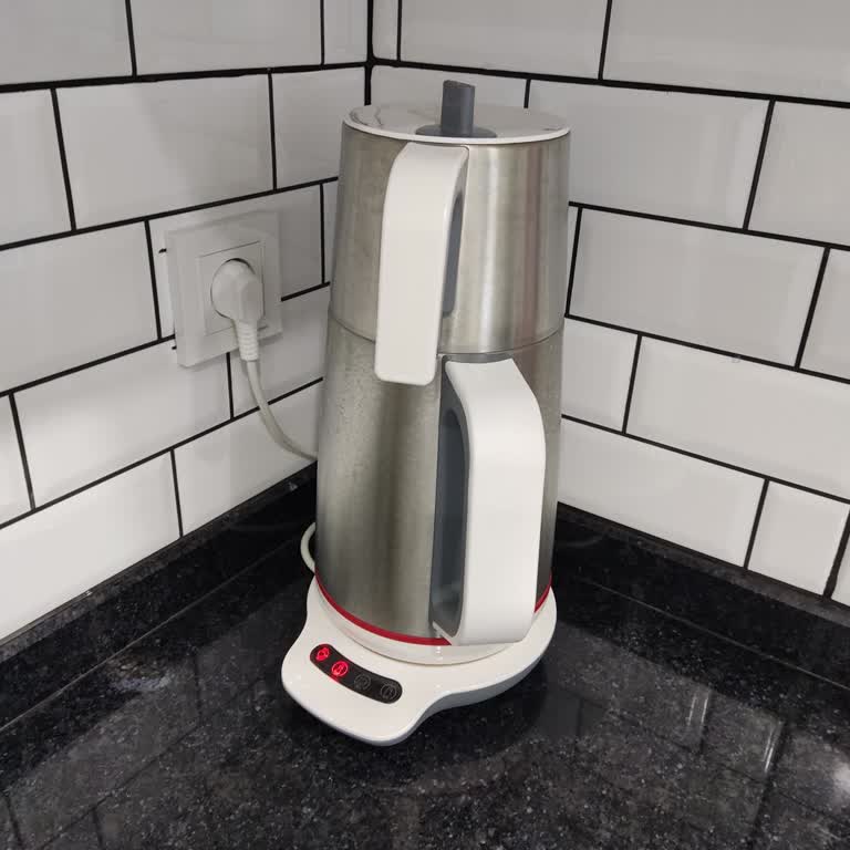 Çay Makinesi Arızası Servis Sonrası Devam Ediyor, Çözüm Bekliyorum