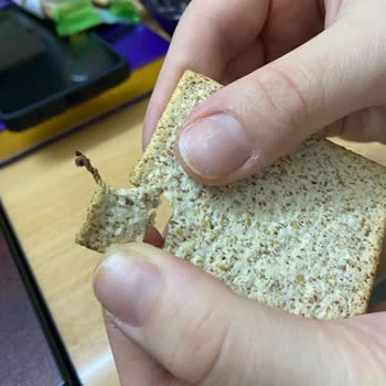 Aldığım Bisküvinin İçinden Yabancı Madde Çıktı