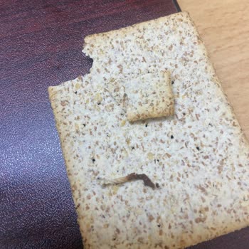 Aldığım Bisküvinin İçinden Yabancı Madde Çıktı