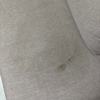 Talimatlara Uygun Temizlikte Koltukta Leke Ve Garanti Dışı Yanıt Hayal Kırıklığı