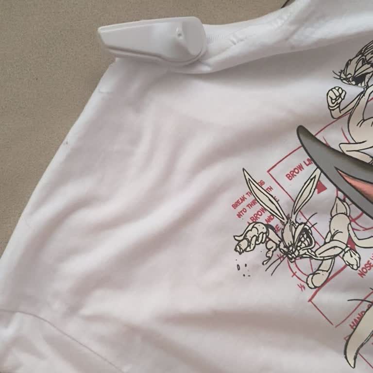 Satın Aldığım T-shirt Güvenlik Etiketiyle Geldi, Kullanamıyorum