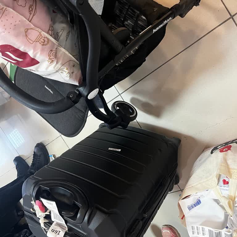 Ajet Uçuşunda Bebek Arabam Kırıldı Tazminat Teklifi Mağduriyetimi Karşılamıyor