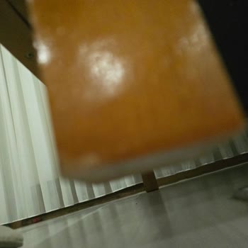 Eskidji Bazaar Kusurlu Koltuk Takımına Kalıcı Çözüm Ve Ücret İadesi Talep Ediyorum