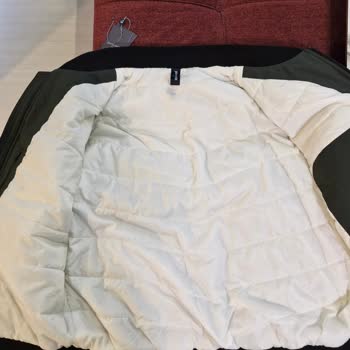 Boynerde Mont Değişimi Parfüm Kokusu Gerekçesiyle Reddedildi