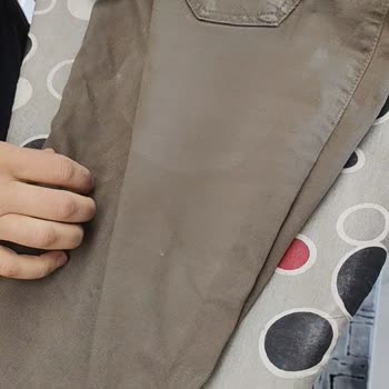 Philips Ütü Kıyafetleri Parlatıyor Ve Servisten Sonra Su Damlatmaya Başladı