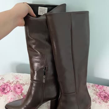 LCW'den Gelen Çizme Hem Defolu Hem Etiketsiz Çıktı