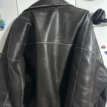 Bershka'dan Aldığım Mont Kısa Sürede Deforme Oldu