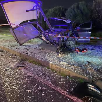 Ciddi Kazada Airbaglerin Açılmaması Güvenliğimizi Tehlikeye Attı