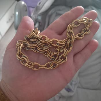 Luventa Aksesuar Görseldekiyle Alakasız Kalitesiz Ürünler ve İade Talebime Dönüş Yapılmıyor