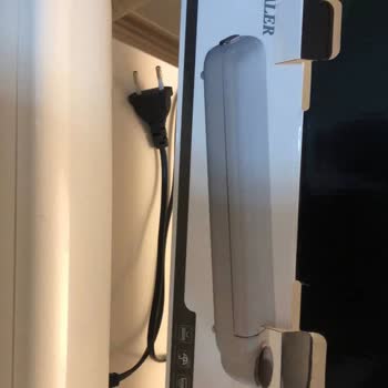 İlk Kullanımda Kırılan Vakum Makinesi İçin Servis Çözüm Sunmadı