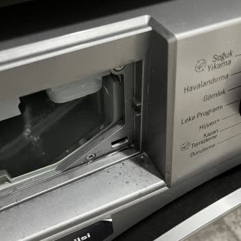 Yeni Çamaşır Makinesinde Boya Atma Ve Paslanma Şoku