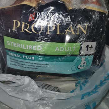 Pet Merkezi Aldığım Kedi Maması Güvenim Sarsıldı!