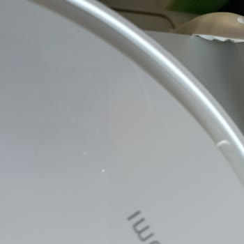 Servisten Çiziklerle Dönen Xiaomi Robot Süpürgem İçin Çözüm Alamıyorum