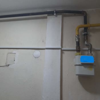 Fiber İnternet Kablo Montajında Dikkatsiz Ve Güvensiz İşçilik