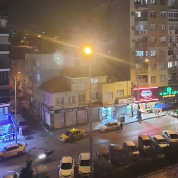 Projektör Lambası Nedeniyle Evde Rahat Edemiyoruz