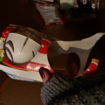 Kırık Ve Hasarlı Ürün Teslimatı Mağduriyet Yarattı