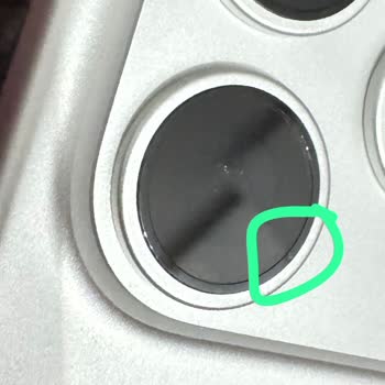 Kırık Kamera Ve Güncelleme Sorunlu İphone 17 Pro İçin Hızlı Değişim Talebi