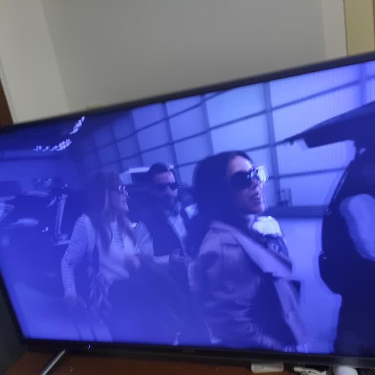 Arçelik A49L 8900 Televizyonda Kronik Mavi Işık Ve LED Arızası İçin Ücretsiz Onarım Talebi