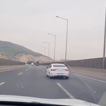 Sıfır Alınan Renault Megane'da Çözülemeyen Sola Çekme Sorunu Ve Servis Mağduriyeti