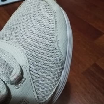 Kısa Sürede Yırtılan Ve Garanti Kapsamına Alınmayan Ayakkabı İçin Mağduriyet