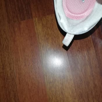 Kısa Sürede Yırtılan Ve Garanti Kapsamına Alınmayan Ayakkabı İçin Mağduriyet