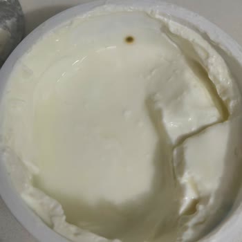 Son Kullanma Tarihi Geçmemiş Üründe Küf Şoku Ve Hijyen Endişesi