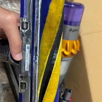 Dyson V15 Detect Süpürgemde Sürekli Güç Kaybı, Eksik Ve Kirli Parça Sorunu, Yetersiz Servis Deneyimi