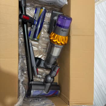 Dyson V15 Detect Süpürgemde Sürekli Güç Kaybı, Eksik Ve Kirli Parça Sorunu, Yetersiz Servis Deneyimi