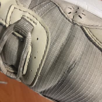 Kısa Sürede Deforme Olan Ayakkabı İçin Mağduriyet Ve Çözüm Talebi