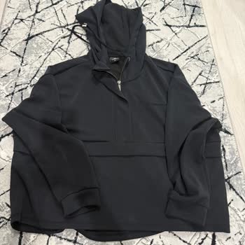 Sweatshirtte Renk Solması Ve Yetersiz İnceleme Sonucu