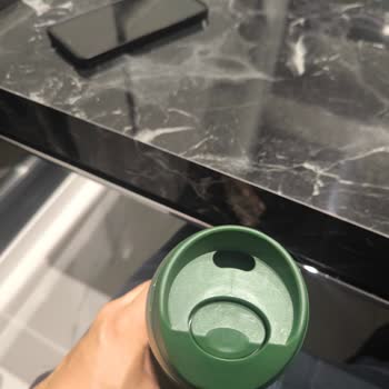 Hediye Termosun Kapağı Kısa Sürede Bozuldu, Mağduriyetimin Giderilmesini İstiyorum