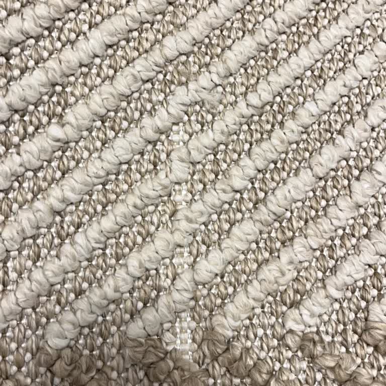 Defolu Gelen Halı Kısa Sürede Yırtıldı, Değişim Veya İade Talebim Var